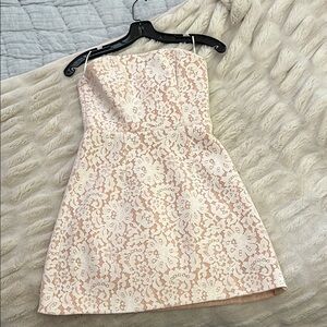 Elegant Lace Strapless Dress